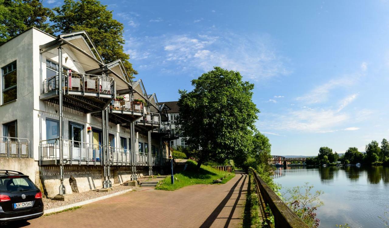 Weserwohnung - Bootshaus Urlaub Am Wasser Хамельн Экстерьер фото
